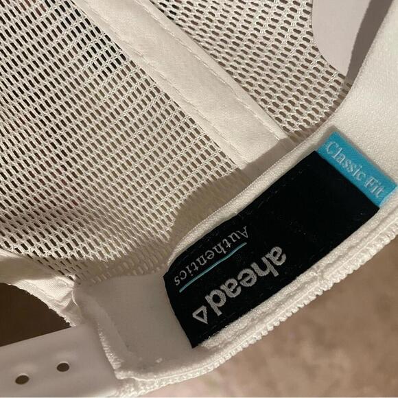 NEW SnapBack - Picture 10 of 11